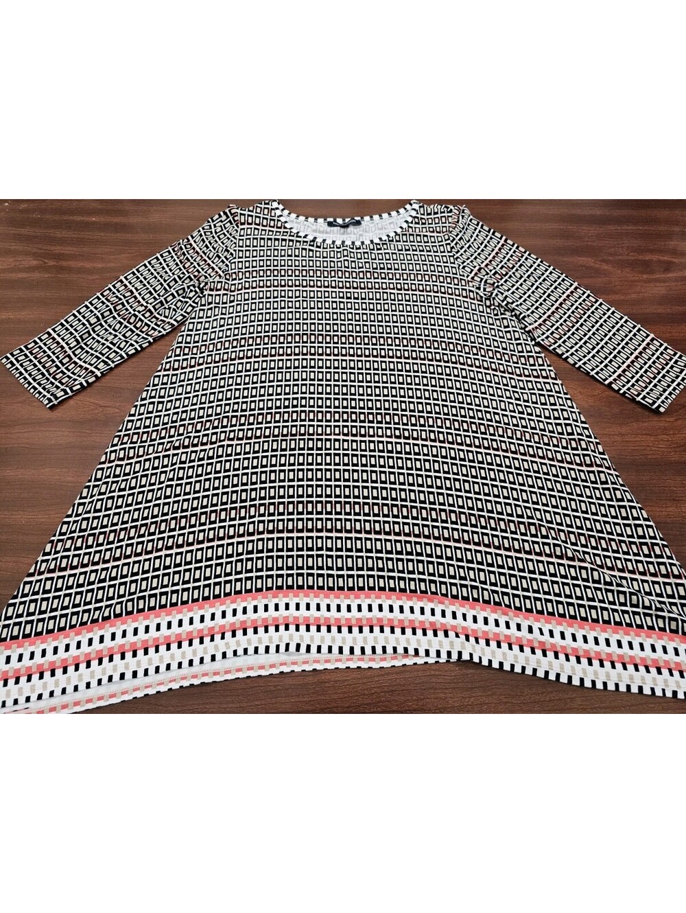 Max Edition Womens Small Black White Geometric Print Top 3/4 Sleeve Stretch Top